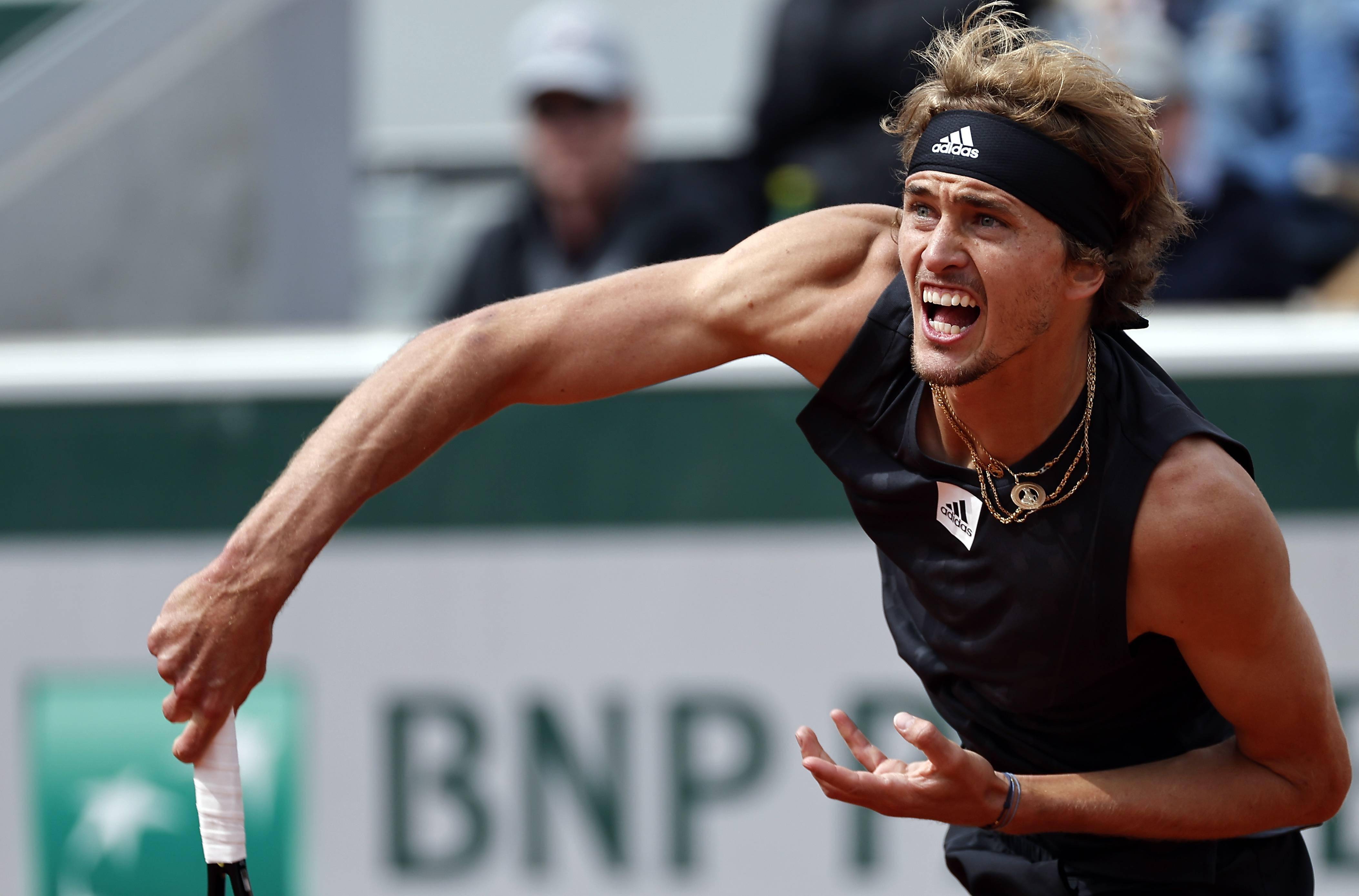 关于法国网球队险胜英国网球队，兹维列夫绝境逆转的信息