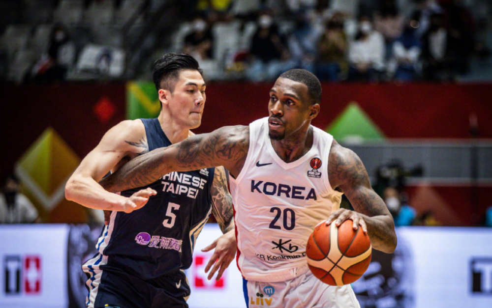 南韩男篮险胜尼日利亚男篮，戈贝尔统治全场