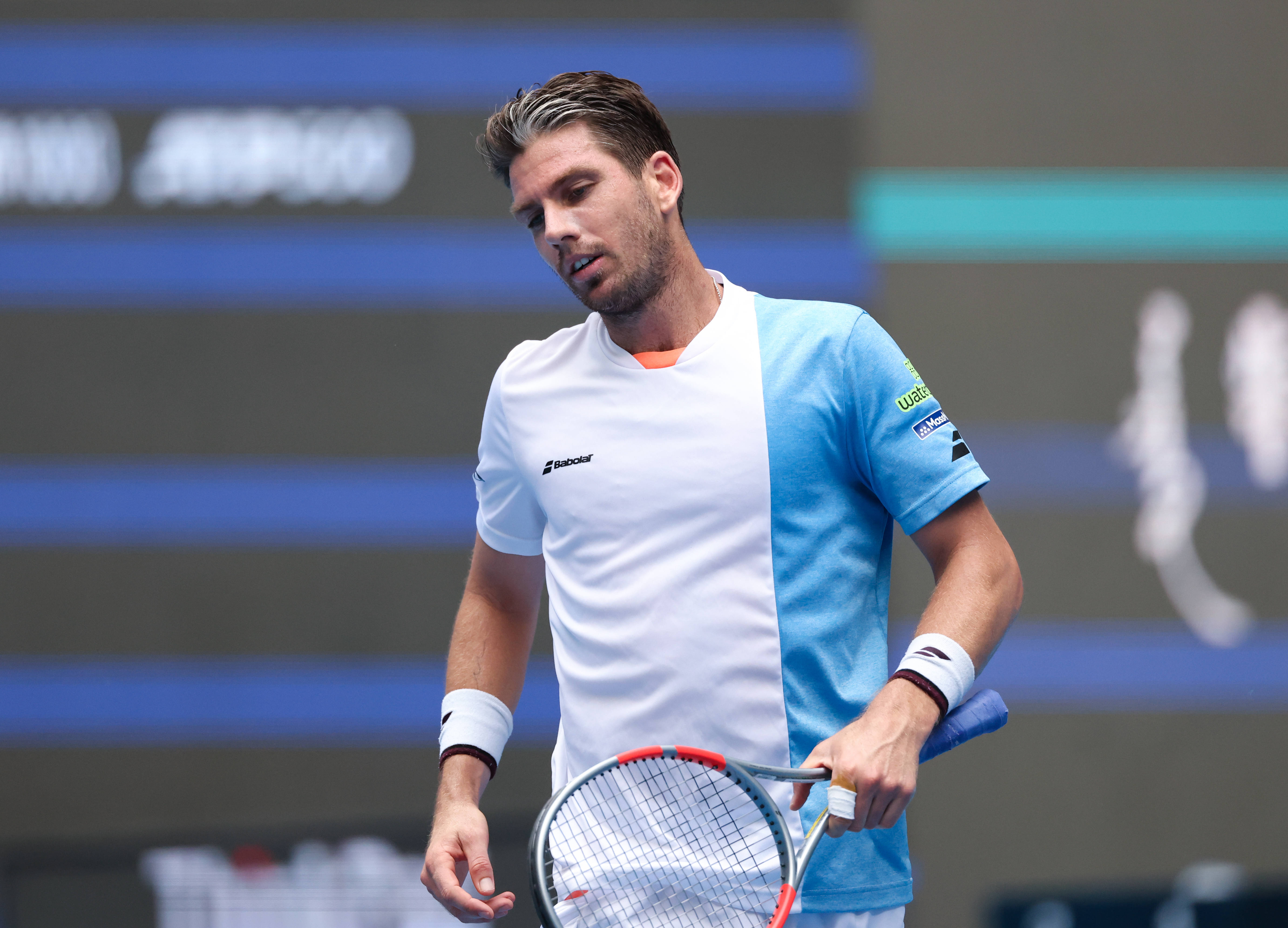 西班牙网球队轻取法国网球队,梅德韦杰夫打破历史纪录的简单介绍 西班牙网球队轻取法国网球队,梅德韦杰夫打破历史纪录的简单介绍