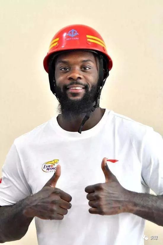 秘鲁翻盘巴西，弗拉霍维奇制霸全场的简单介绍