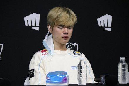 Excel强势TES，Deft高光表现的简单介绍