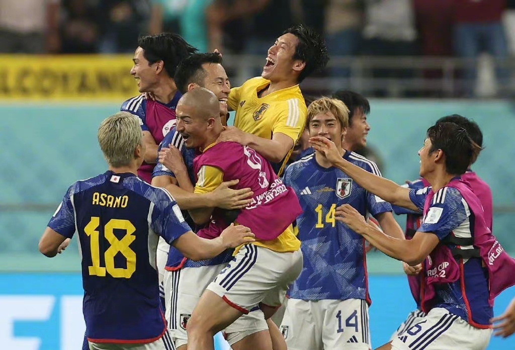 罗马将士展现团队精神,连胜赛场 罗马将士展现团队精神,连胜赛场