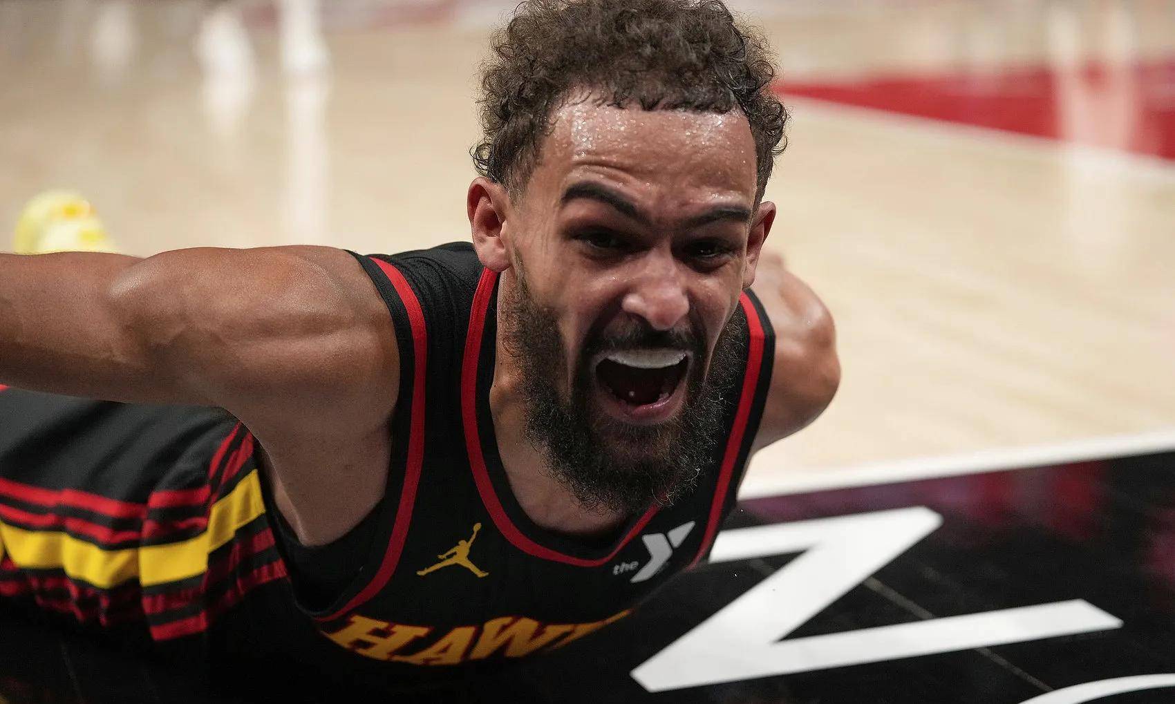 关于老鹰球员交易传闻不断，球队动荡的信息