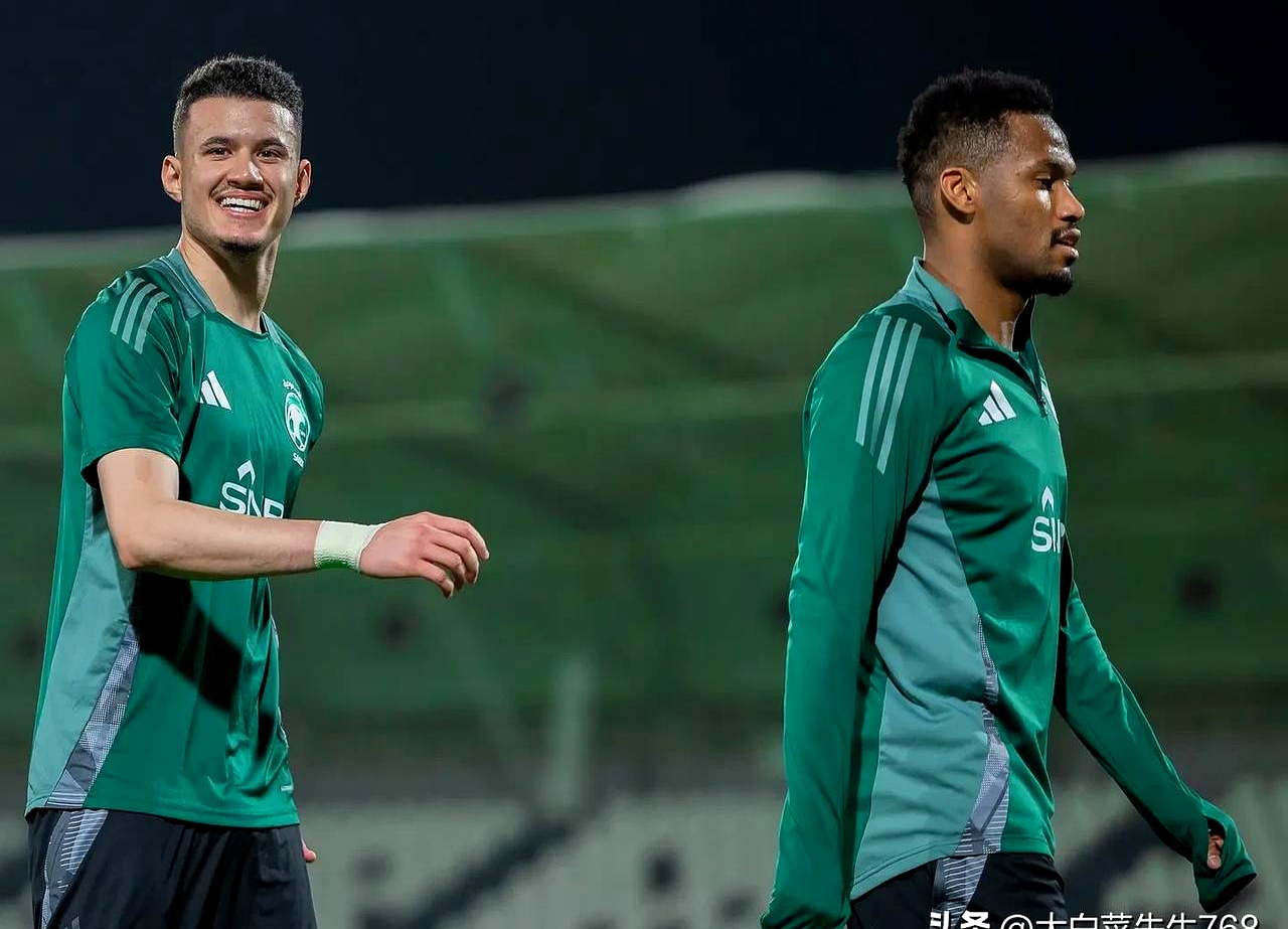 沙特球队取得突破，中亚豪强崛起一席