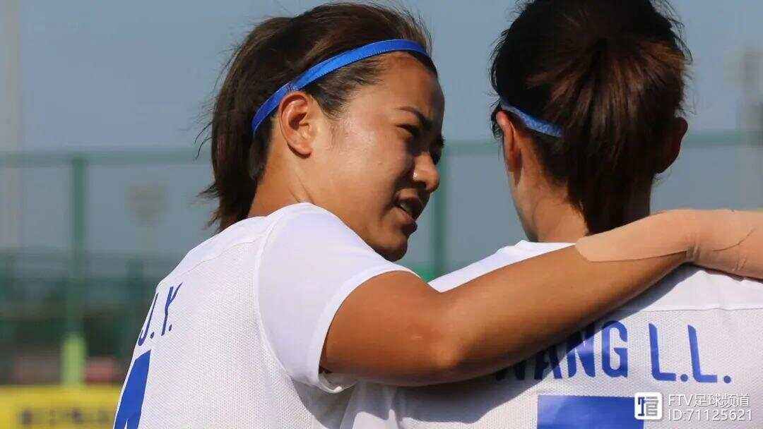 加拿大女足豪取胜利，势如破竹