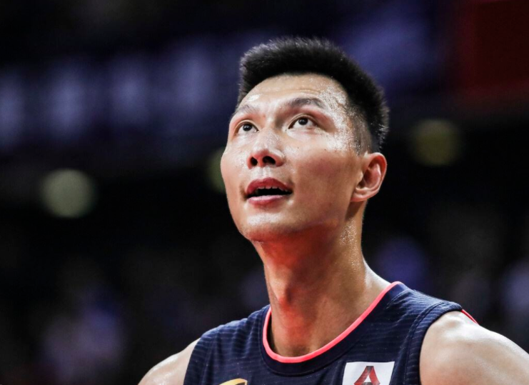 关于鹈鹕力克新疆队，易建联关键制胜的信息