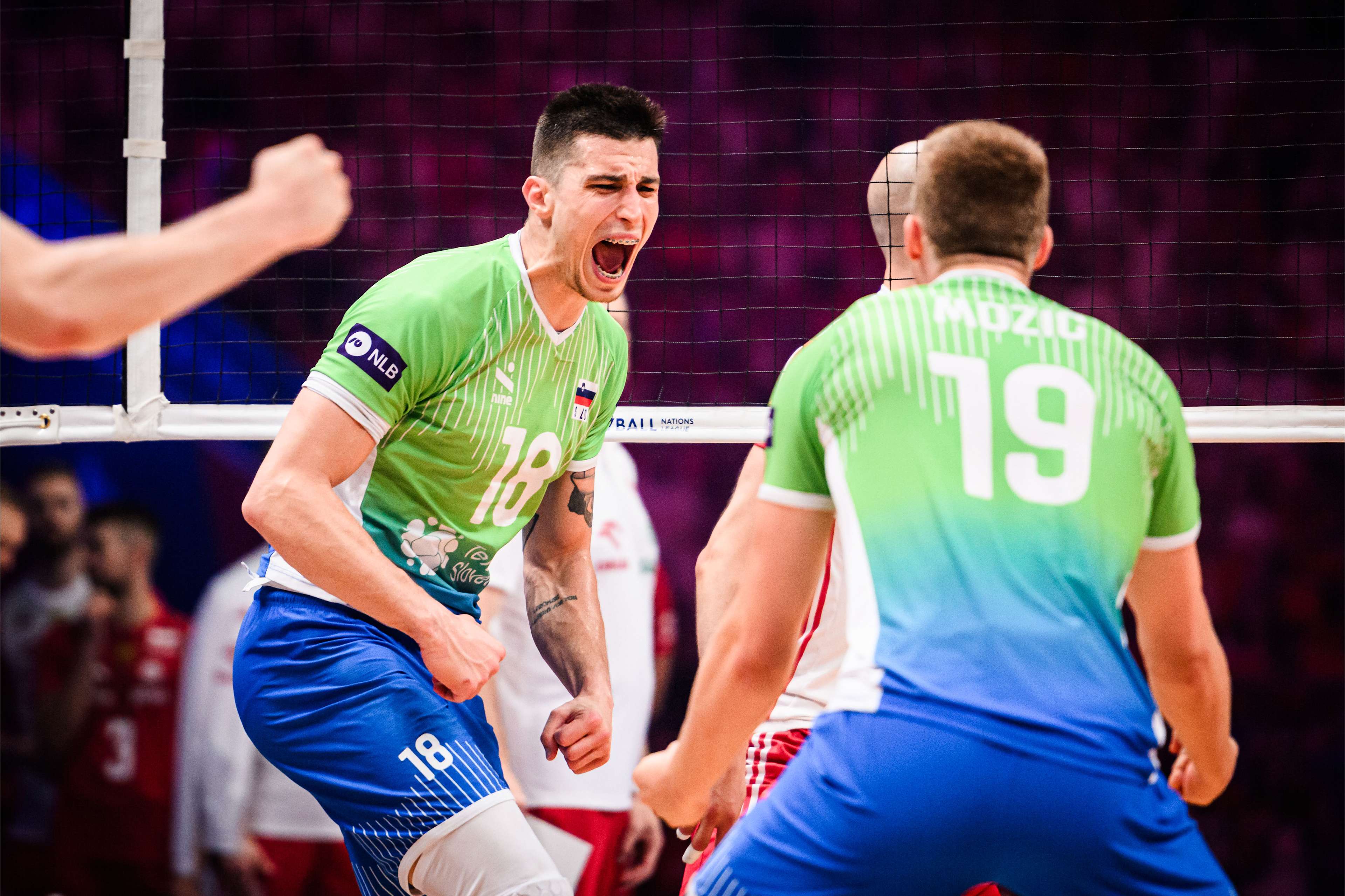 波兰队横扫瑞典队,张本智和统治全场的简单介绍 波兰队横扫瑞典队,张本智和统治全场的简单介绍