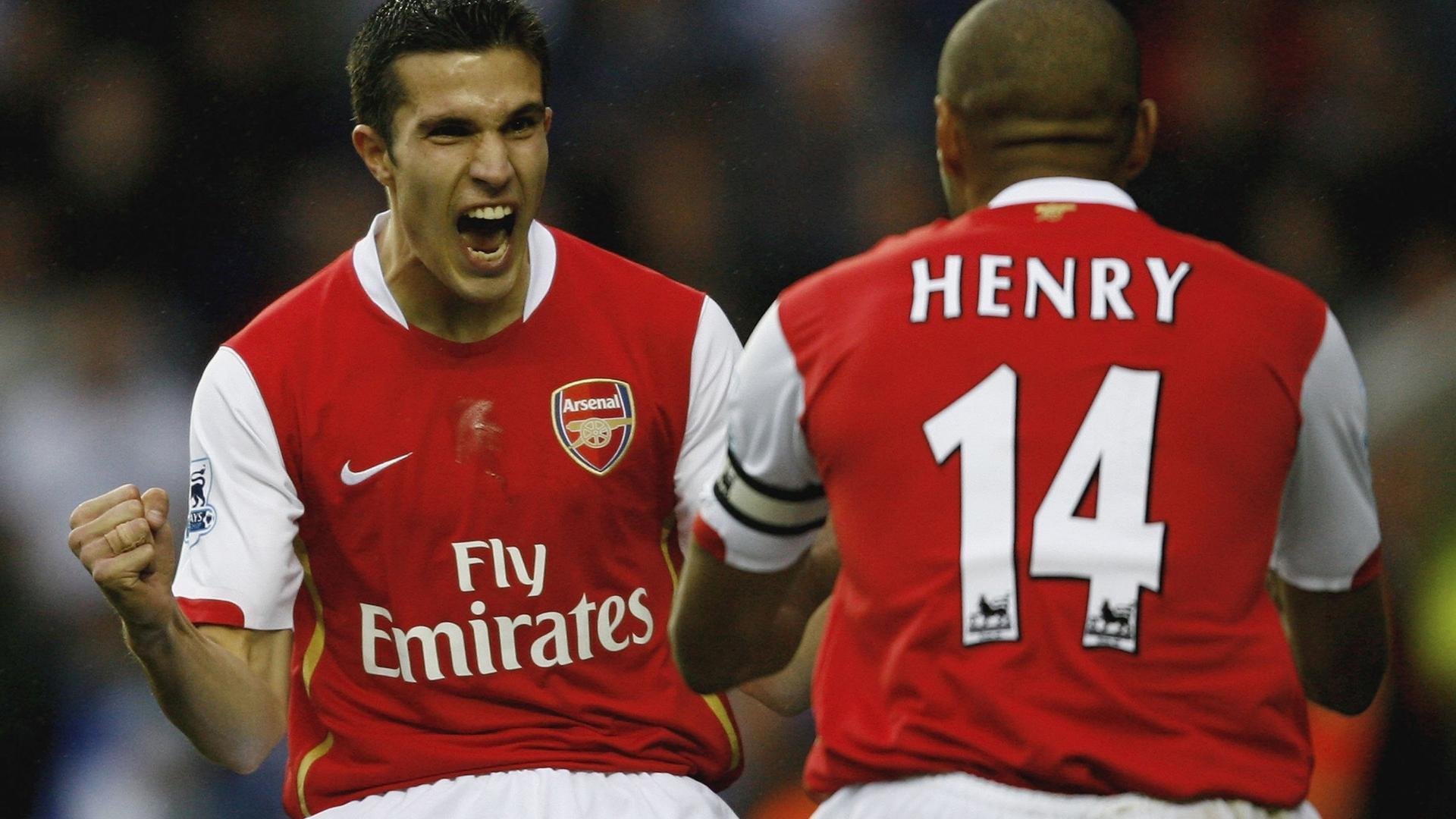 英超争冠焦点战，曼城与阿森纳的战术博弈