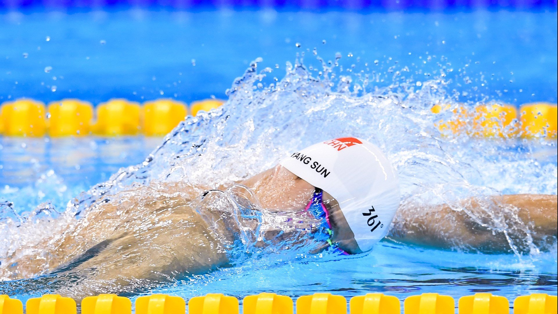 锡安节奏，F1新赛季揭幕战之夜的完全掌控