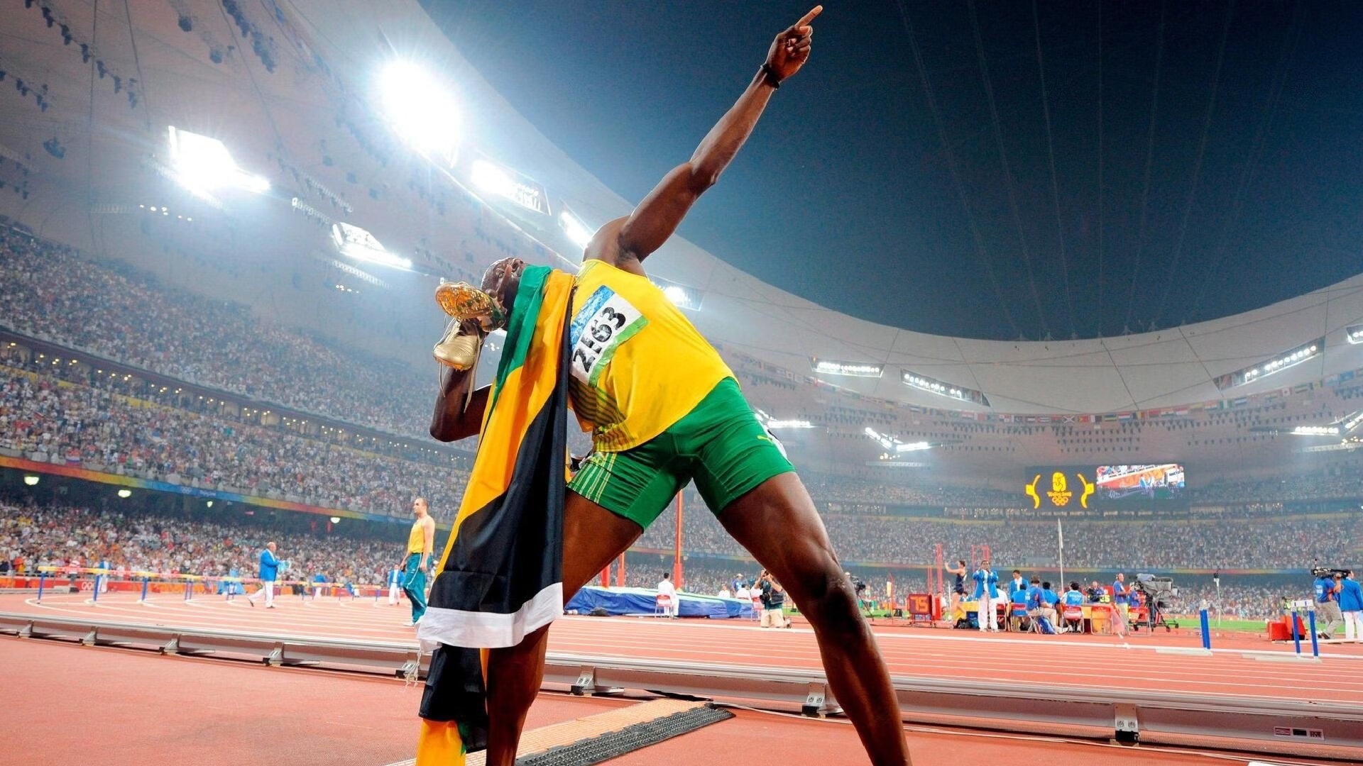 津门铁血铸奇迹,伦纳德孤星耀洛城—记天津队跨洋险胜快船之战